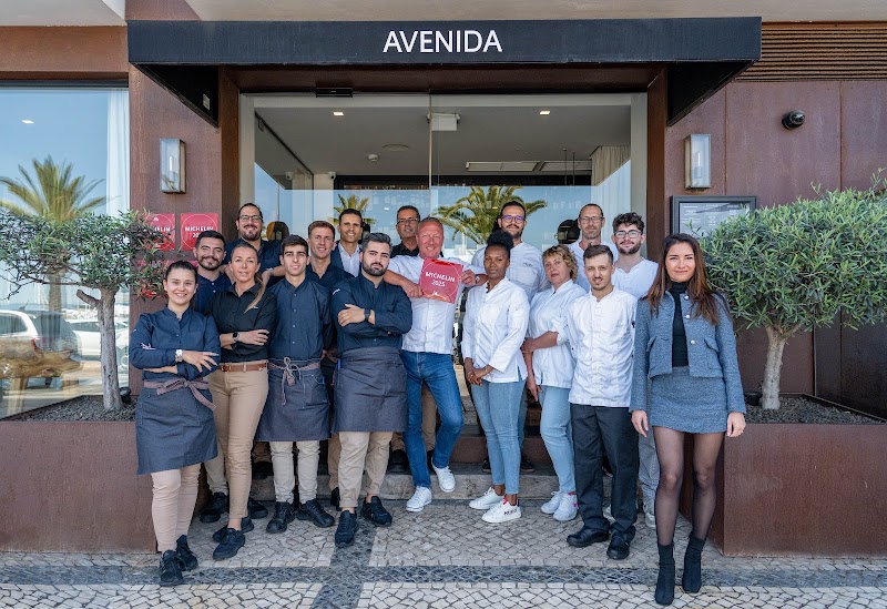 Avenida - Avenida Av. dos Descobrimentos 53, 8600-645 Lagos, Portugal