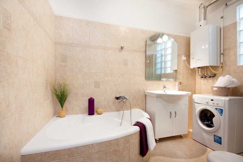 Grand Budapest Apartments - Grand Budapest Apartments Budapest, Gyulai Pál u. 3-fszt. 5, 1085 Hungary