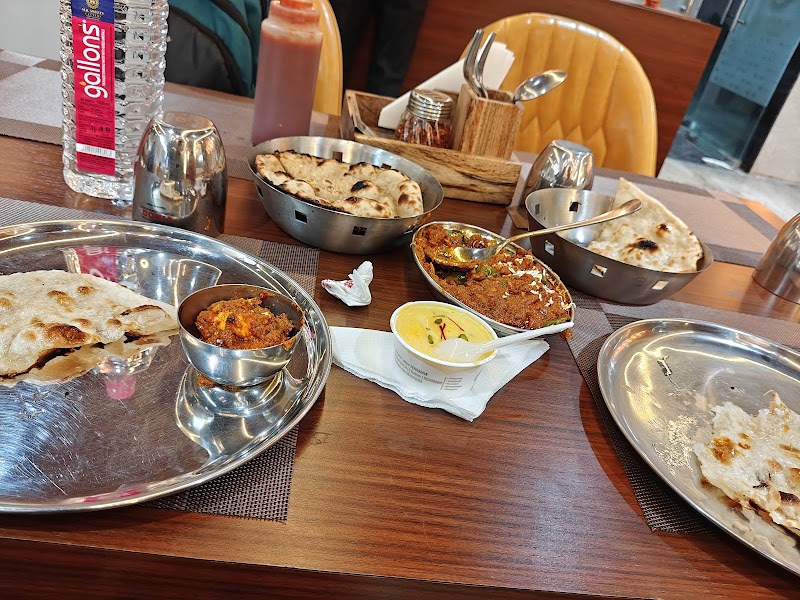 MB Toran Dwar - MB Toran Dwar MB Sweets, near Toran Dwar, Khatoo, Rajasthan 332602, India