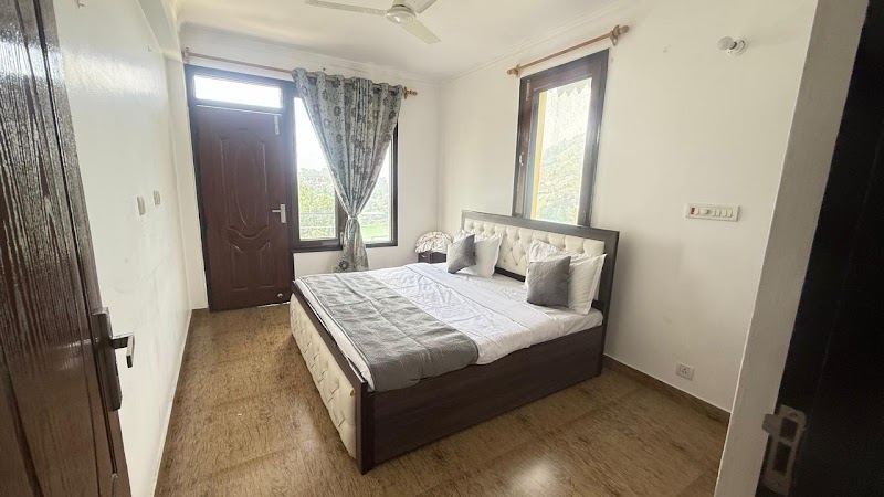 Scenic View Retreat Homestay - Scenic View Retreat Homestay, 1, Bhowali - Bhimtal Rd, Sanguri Gaon, Bhimtal, Uttarakhand 263136, India