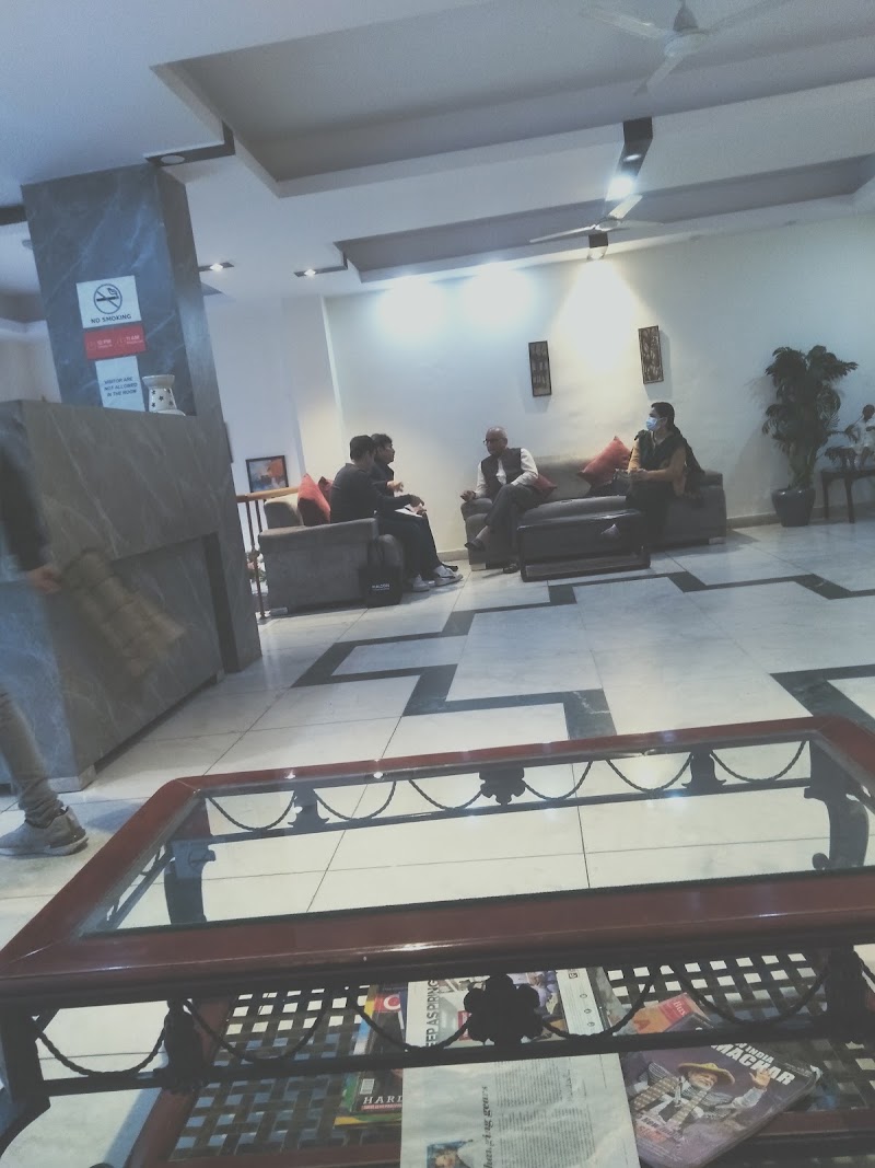 Hotel Swiss International by Swati - Hotel Swiss International by Swati Gate No 1, 15, opp. JP Sidhartha, Block 13, East Patel Nagar, Patel Nagar, New Delhi, Delhi 110008, India