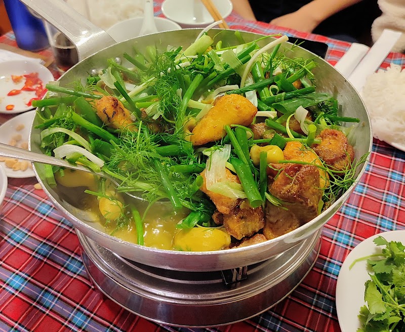 Chả Cá Anh Vũ - Chả Cá Anh Vũ, 120K1 P. Giảng Võ, Ô Chợ Dừa, Hà Nội 100000, Vietnam