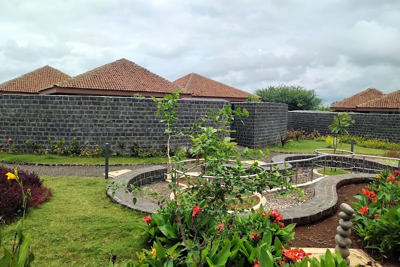 Viveda Wellness Resort - Viveda Wellness Resort Beze Village, Trimbak Road, Shivar, Nashik, Beze, Maharashtra 422213, India