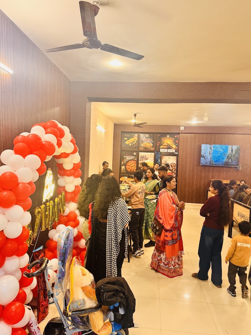 TINKU MAHARAJ RESTAURANT - TINKU MAHARAJ RESTAURANT ward number 01, Nh 69, Jayprakash nagar, near SBI, Ward Number 4, old, Chayan Colony, Itarsi, Madhya Pradesh 461111, India