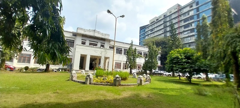 High Court of Kerala - High Court of Kerala, Marine Drive, Kochi, Keralam 682031, India