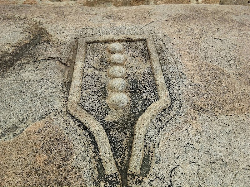 Sri Guddada Moola Virupaksha Gudi - Sri Guddada Moola Virupaksha Gudi 8FP5+2WP, Hampi, Karnataka 583239, India