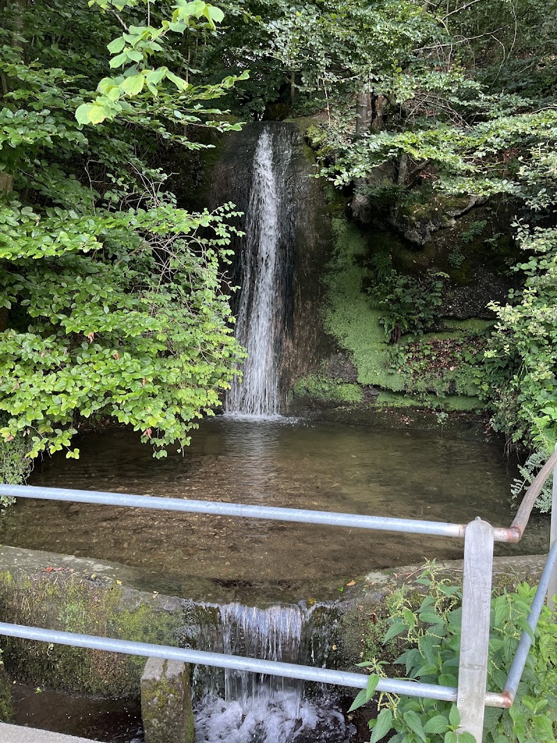 Wasserfall - Wasserfall Maihofstrasse 99, 6006 Luzern, Switzerland
