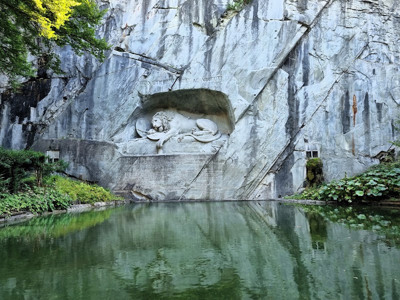 Lion Monument - Lion Monument Denkmalstrasse 4, 6002 Luzern, Switzerland