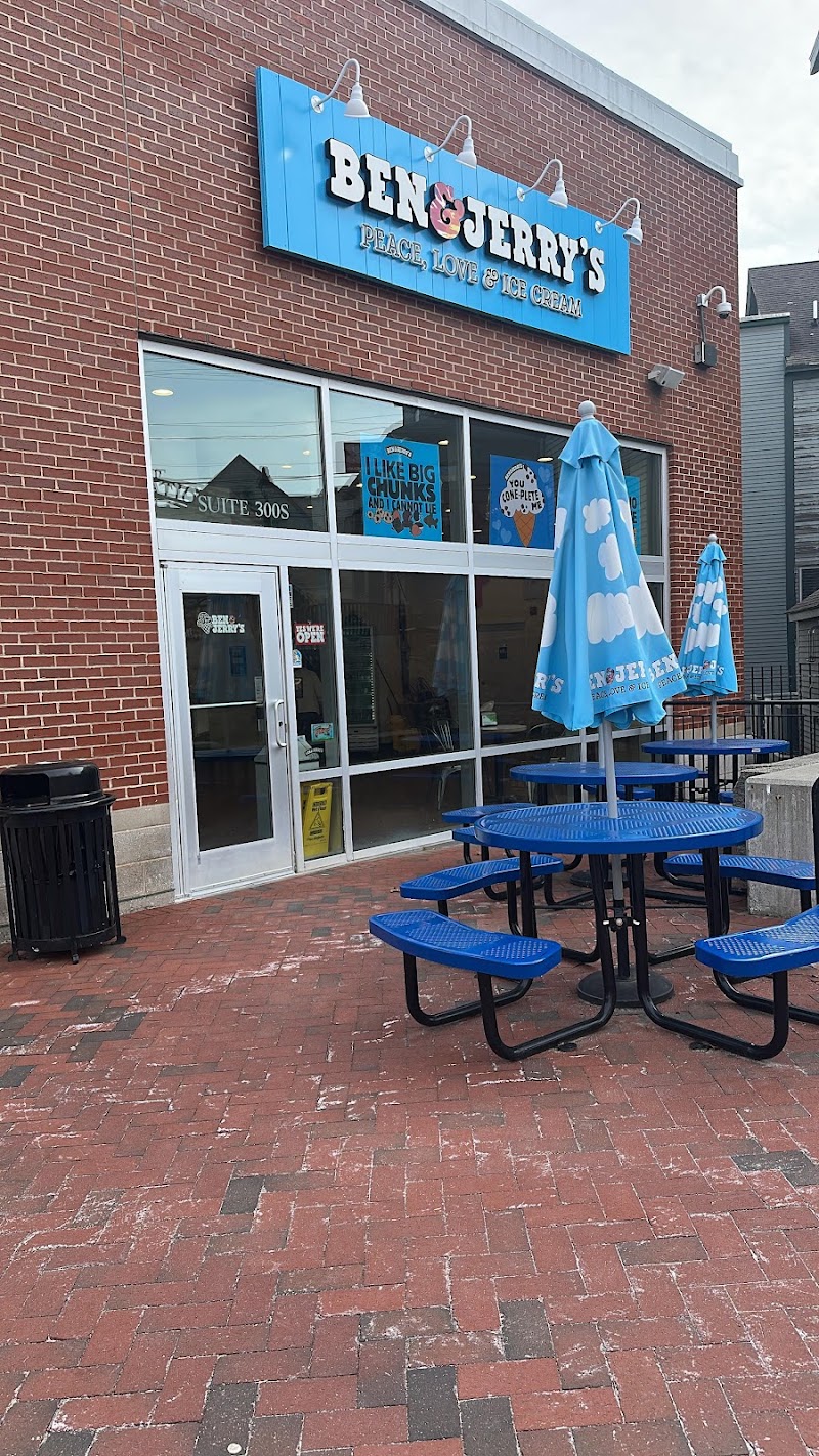 Ben & Jerry’s - Ben & Jerry’s 1 Freeport Village Station Suite 300 S, Freeport, ME 04032, USA