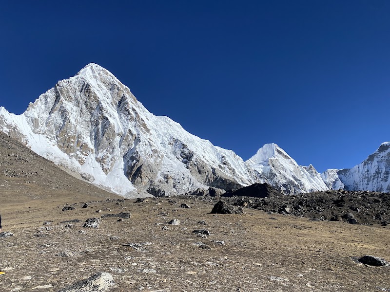Everest Base Camp Helipad - Everest Base Camp Helipad 2V33+24J, Everest Base Camp Trail, Khumjung 56000, Nepal