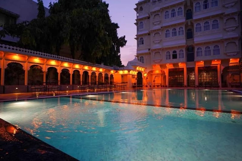 Trully hotel the amar mahal (Saheli Palace) - Trully hotel the amar mahal (Saheli Palace) HMWQ+HHR, Saheli Marg, Near HDFC Life, Panchwati, Udaipur, Rajasthan 313004, India