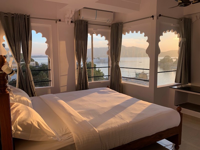 Hotel The Tiger - Hotel The Tiger, Gangaur Ghat Marg, Hotel Gangaur Palace, Pichola, Udaipur, Rajasthan 313004, India