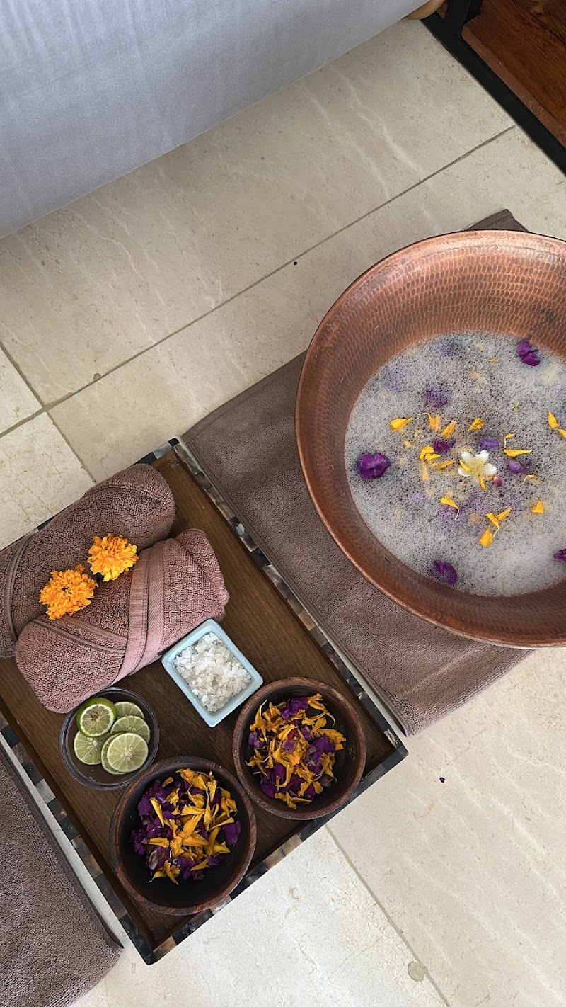 Svaha Spa Padang Linjong by Svaha Wellness - Svaha Spa Padang Linjong by Svaha Wellness Jl. Canggu Padang Linjong No.8A, Canggu, Kec. Kuta Utara, Kabupaten Badung, Bali 80351, Indonesia