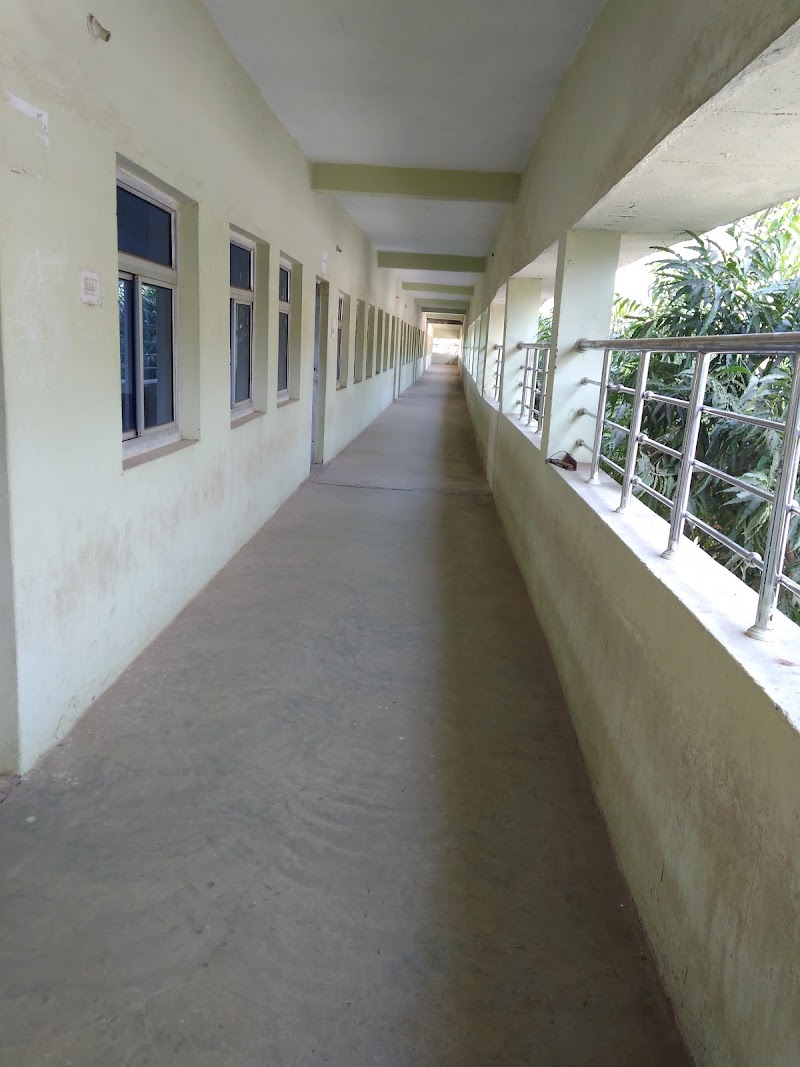 Indira Gandhi Arts and Science College, Rahod - Indira Gandhi Arts and Science College, Rahod, RGG2+F56, Rahaud, Chhattisgarh 495556, India