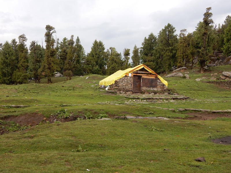 Shrigul Maharaj Ji (Choodeshwar) - Shrigul Maharaj Ji (Choodeshwar), VFCJ+65C, Himachal Pradesh 171211, India