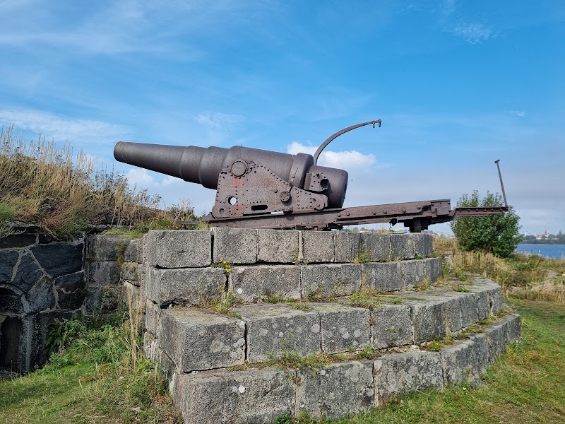 Memorial to the anti-aircraft defense 1939-1940 - Memorial to the anti-aircraft defense 1939-1940, Suomenlinna, 00190 Helsinki, Finland