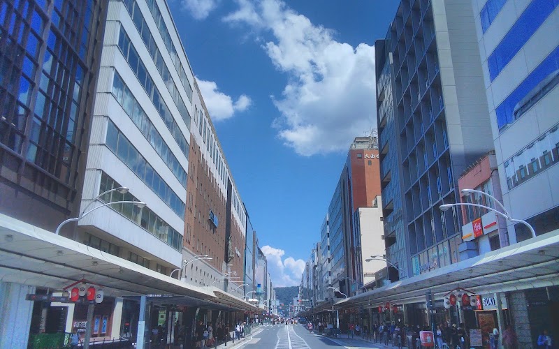 Shijo Karasuma (Subway Shijo Station) - Shijo Karasuma (Subway Shijo Station), Niwatoribokocho, Shimogyo Ward, Kyoto, 600-8491, Japan