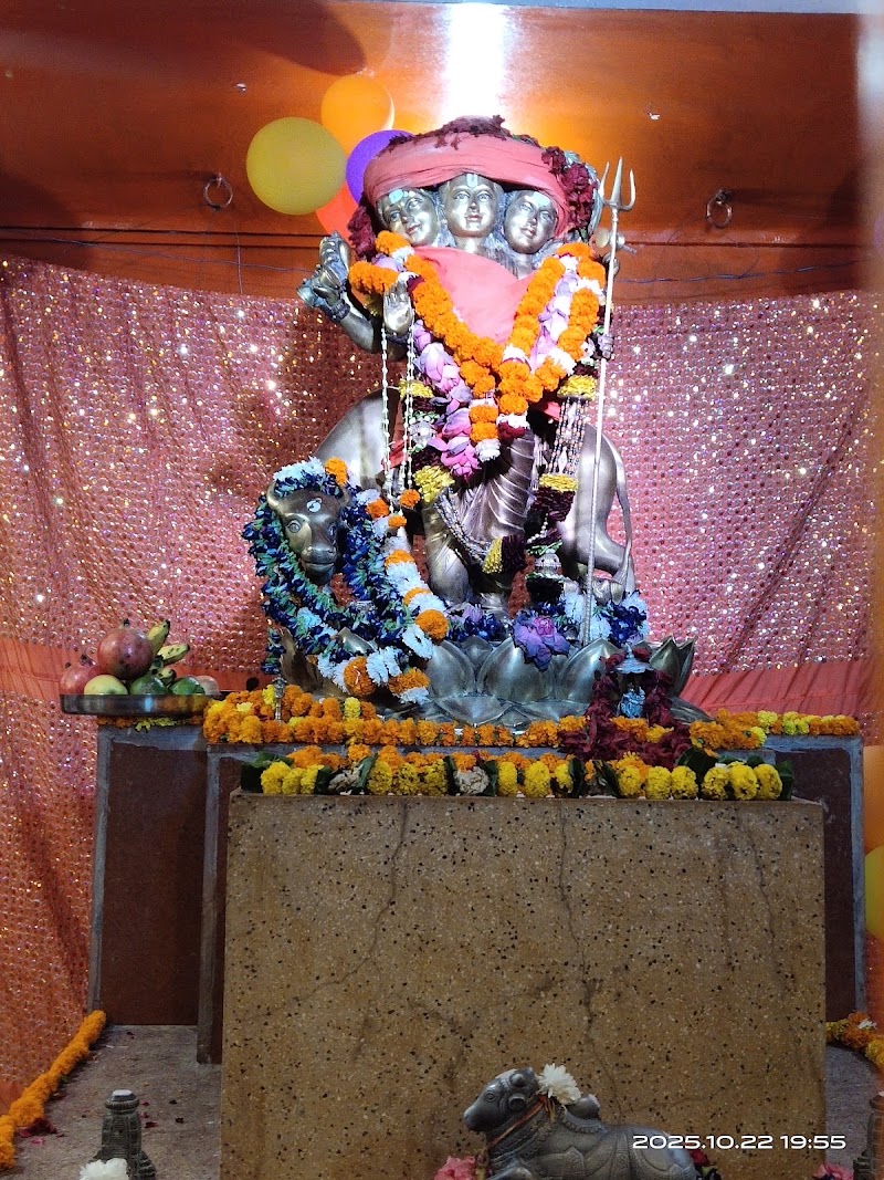 Maya Devi Temple, Haridwar - Maya Devi Temple, Haridwar Upper Rd, Birla Ghat, Haridwar, Uttarakhand 249401, India