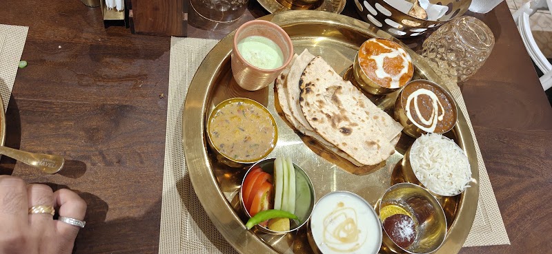 Amritsar Haveli Raipur - Amritsar Haveli Raipur - Shop F-2, 1st floor, Saffron Corporate, F-3 & F-4, Main Road, beside Maruti Suzuki Arena, Telibandha, Raipur, Chhattisgarh 492001, India