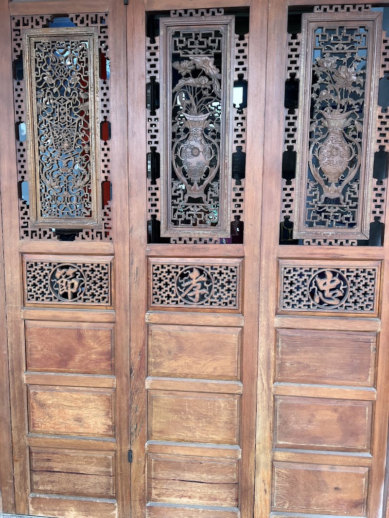 洪儒堂 - 洪儒堂 No. 289號, Section 1, Dihua St, Nanfang Village, Datong District, Taipei City, Taiwan 103