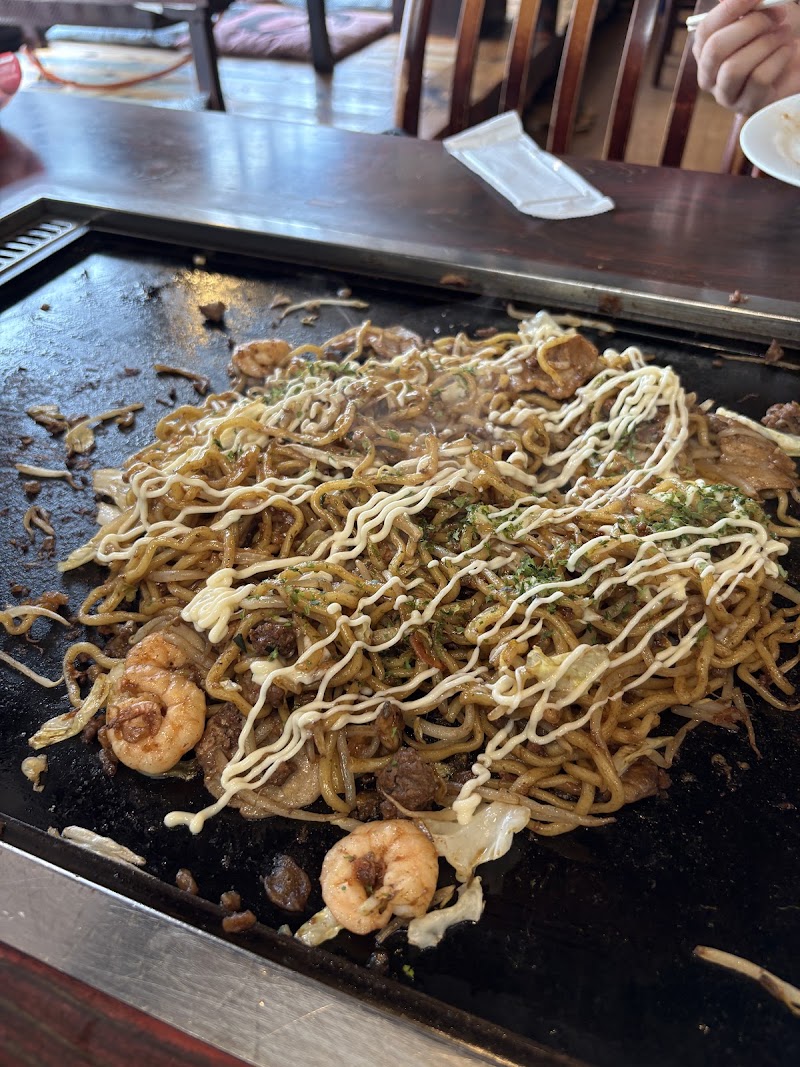 Sometarō Okonomiyaki restaurant - Sometarō Okonomiyaki restaurant 2-chōme-2-2 Nishiasakusa, Taito City, Tokyo 111-0035, Japan