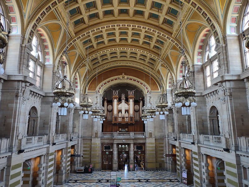 Kelvingrove Art Gallery and Museum - Kelvingrove Art Gallery and Museum Argyle St, Glasgow G3 8AG, UK