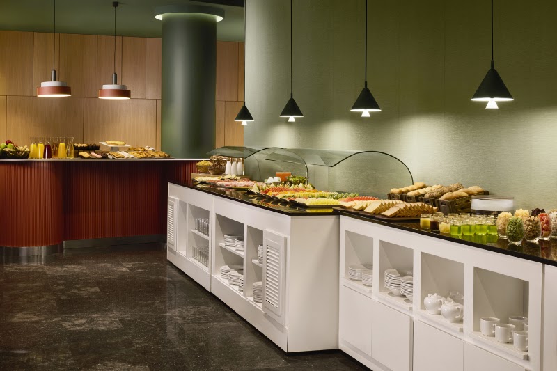 Hotel NH Barcelona Diagonal Poblenou - Hotel NH Barcelona Diagonal Poblenou Carrer d'Àlaba, 94, 96, Sant Martí, 08018 Barcelona, Spain