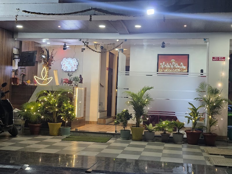 Hotel Relax Inn - Hotel Relax Inn Airport Square,Beside Hotel Pride and, DABO Pub, Yogeshema society, Wardha Rd, near Dr. Ambedkar International Airport 25, New Manish Nagar, Somalwada, Nagpur, Maharashtra 440025, India