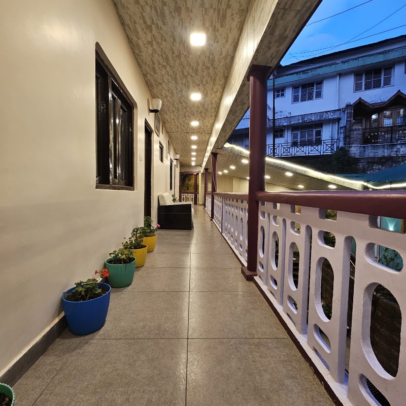 Hotel Hidden Chalet - Hotel Hidden Chalet, near Kurmanchal Bank, Mallital, Nainital, Uttarakhand 263001, India