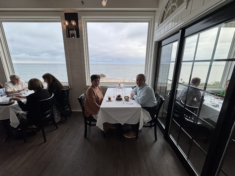 The Ocean House Restaurant - The Ocean House Restaurant 425 Old Wharf Rd, Dennis Port, MA 02639, USA