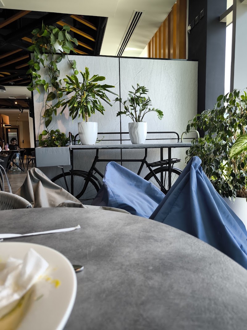 The Breeze Cafe LLC - The Breeze Cafe LLC, 34RM+FW - Al Seyahi St - next to zero gravity - Dubai Marina - Dubai Harbour - Dubai - United Arab Emirates