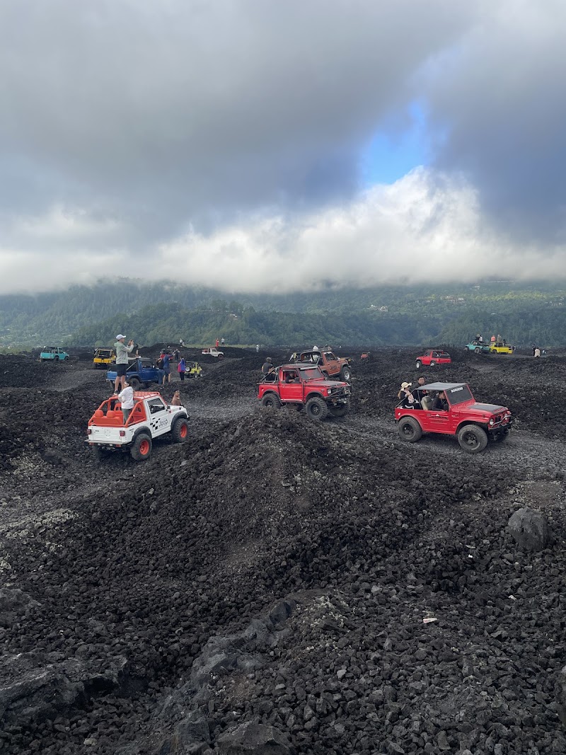 Mount Batur Jeep Tour, Kintamani Jeep Tour, Mt Batur Jeep Tour (Sunrise Jeep Adventure) - Mount Batur Jeep Tour, Kintamani Jeep Tour, Mt Batur Jeep Tour (Sunrise Jeep Adventure), Jl. Ulun Danu, Songan B, Songan, Kabupaten Bangli, Bali 80652, Indonesia