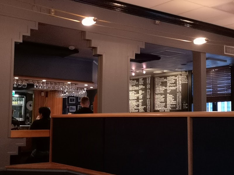 Henrik øl- og vinstove - Henrik øl- og vinstove, Engen 10, 5011 Bergen, Norway