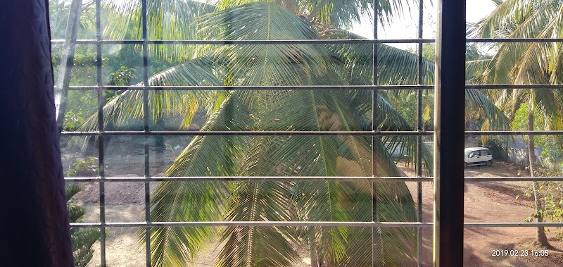 SATPURUSH GUEST HOUSE - SATPURUSH GUEST HOUSE, near PARA VERLA CANCA CORPORATIVE BANK, PARRA ARADI, Mapusa, Parra, Goa 403510, India