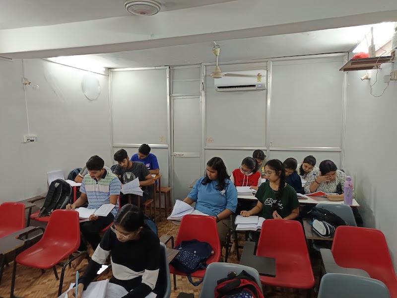 DS CLASSES - DS CLASSES, Shop No-327, Zonal Market, Sector 10, Bhilai, Chhattisgarh 490006, India
