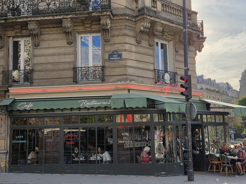 Café Panis - Café Panis 21 Quai de Montebello, 75005 Paris, France