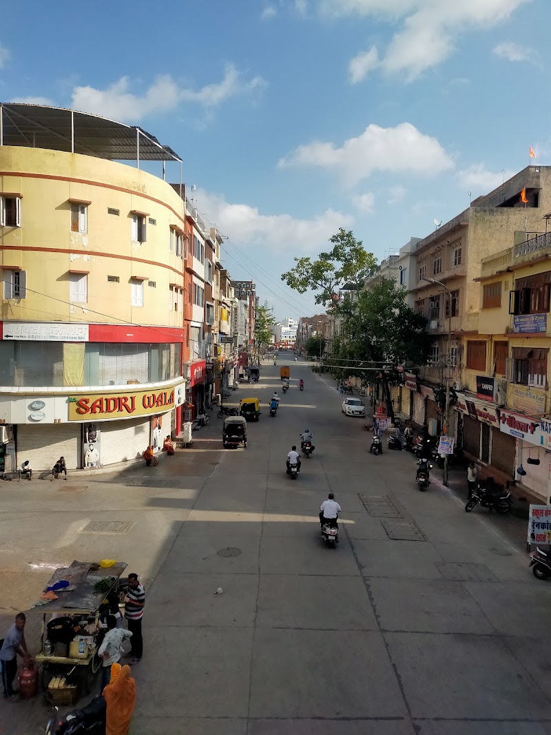 Bapu Bazaar Shopping Street, Udaipur - Bapu Bazaar Shopping Street, Udaipur, 233-229, Bapu Bazar Main Rd, Old City, Bapu Bazar, Nada Khada, Udaipur, Rajasthan 313001, India