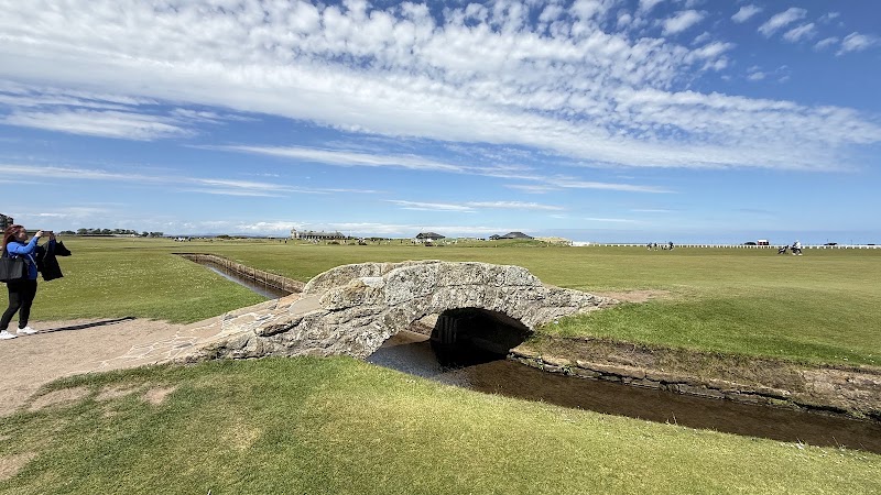 Swilcan Bridge - Swilcan Bridge, 17 The Links, St Andrews KY16 9JE, UK