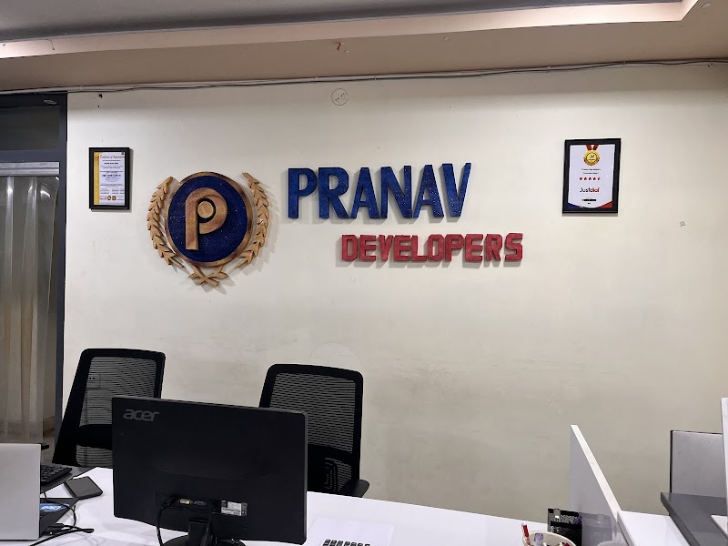 Pranav Developers - Farm Houses,Open Plots,Villas,Farm Lands - Pranav Developers - Farm Houses,Open Plots,Villas,Farm Lands, Kelam classic apartment, 204, Old Somalamma Temple Rd, Syamala Nagar, Gandhipuram, Rajamahendravaram, Andhra Pradesh 533103, India