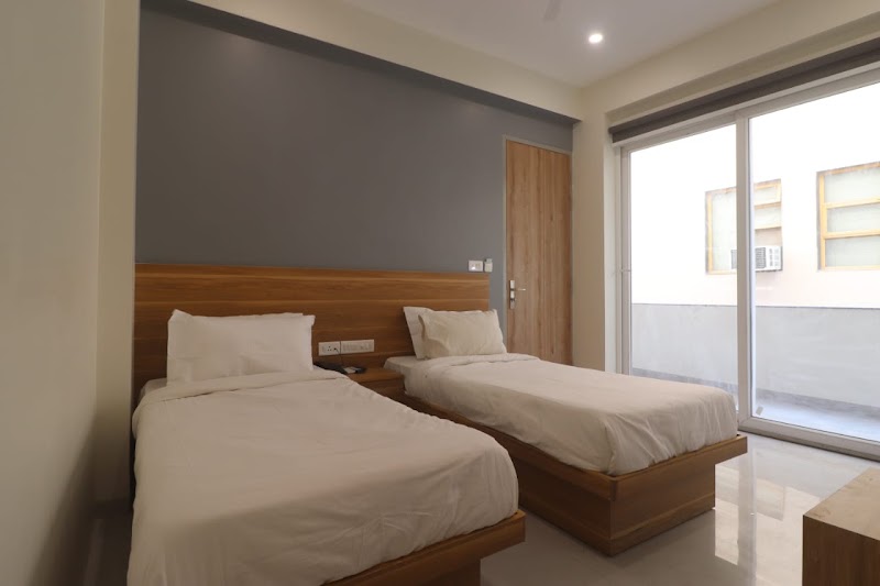 Townhouse Infinity Stays Near Appu Ghar - Townhouse Infinity Stays Near Appu Ghar 327P , 327P sector 45 ,Gurgaon Haryana, 122003, Sector 45, Gurugram, Haryana 122003, India