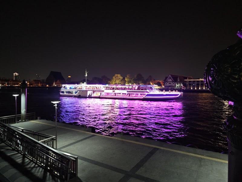 Riva Arun Pier - Riva Arun Pier, PFVR+MM6 ซอยเพ็ญพัฒน์1 Khwaeng Phra Borom Maha Ratchawang, Khet Phra Nakhon, Krung Thep Maha Nakhon 10200, Thailand