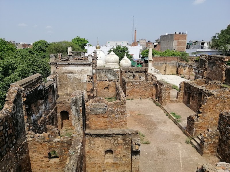 Zafar Mahal - Zafar Mahal, Mehrauli Village, Mehrauli, New Delhi, Delhi 110030, India