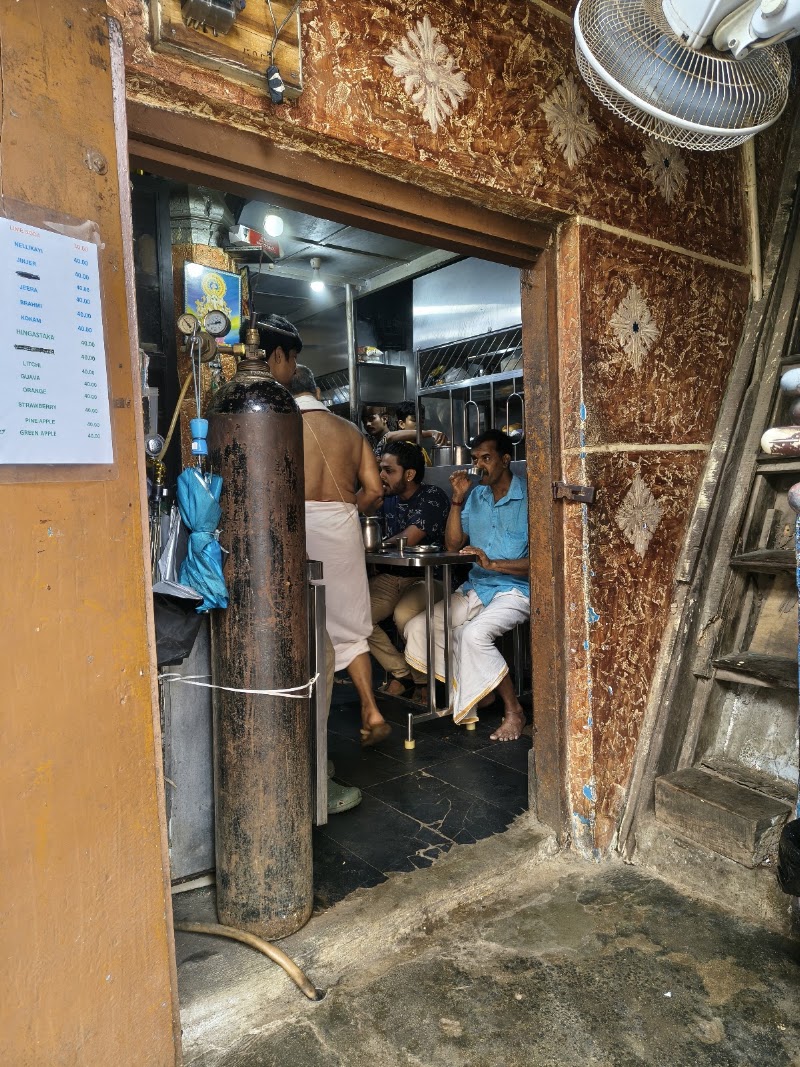 Nagaari Canteen - Nagaari Canteen 8QR2+CP3, Temple Car St, Sri Krishna Temple Complex, Thenkpete, Maruthi Veethika, Udupi, Karnataka 576101, India