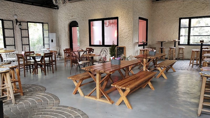 Lé Vantage Café Bar - Lé Vantage Café Bar 195/A, Rd Number 13, Jubilee Hills, Hyderabad, Telangana 500033, India