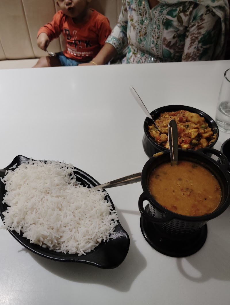 Tripti Restaurant & Sweets Home - Tripti Restaurant & Sweets Home behind lic office, Padmanabhpur, Bhilai, Chhattisgarh 491001, India