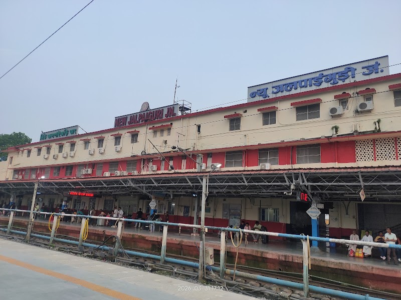 Njp ralway station - Njp ralway station Njp Market, NJP Railway Sta Rd, Ram Nagar Colony, Dabgram, Siliguri, West Bengal 734007, India