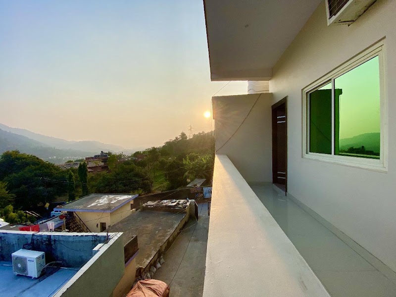 Hotel Tapovan Retreat, Tapovan, Rishikesh - Hotel Tapovan Retreat, Tapovan, Rishikesh, near Government Inter college, Tapovan, Rishikesh, Jonk, Uttarakhand 249192, India