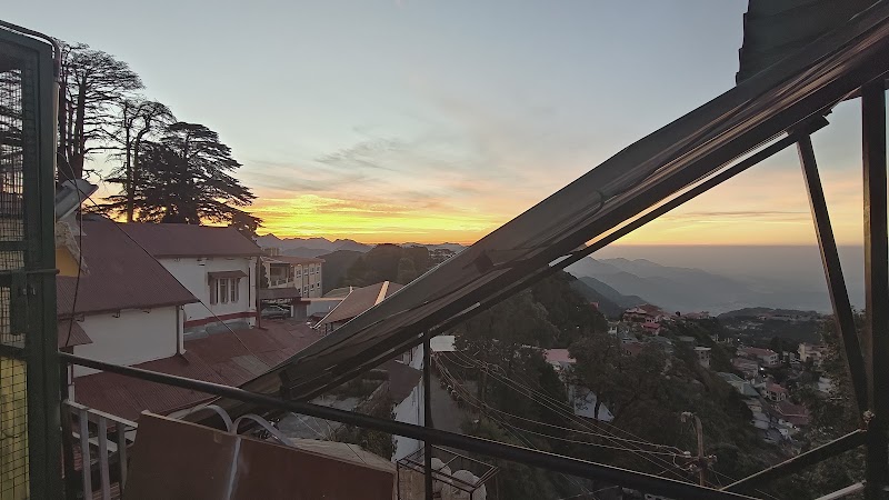 The Misty Haven on AirBnB - The Misty Haven on AirBnB Oak, Bush Road, near DLS, Oak Bush, Landour, Mussoorie, Uttarakhand 248179, India