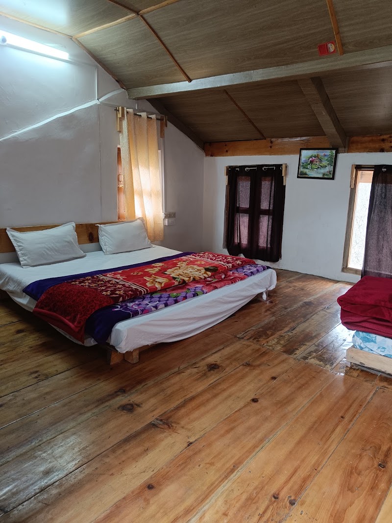 Apple Cottage Homestay and Cafe Kalgha - Apple Cottage Homestay and Cafe Kalgha, Apple Cottage, Cafe and Homestay, Apple centre, Kalgha, Kasol, Sosan, Himachal Pradesh 175105, India