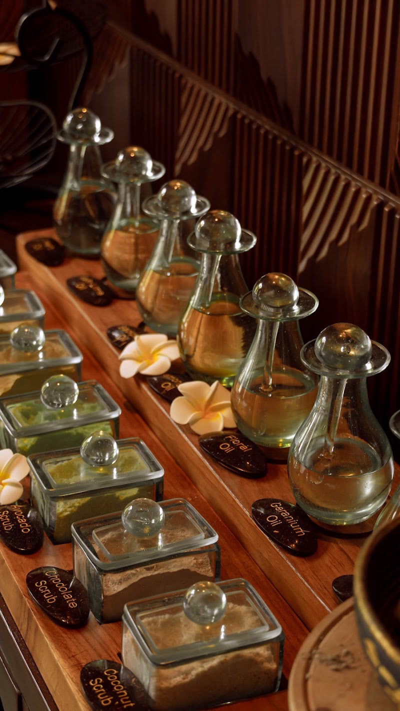 Svaha Spa Umalas Seminyak by Svaha Wellness - Svaha Spa Umalas Seminyak by Svaha Wellness Jl. Umalas 1 No.88A, Seminyak, Kec. Kuta Utara, Kabupaten Badung, Bali 80361, Indonesia